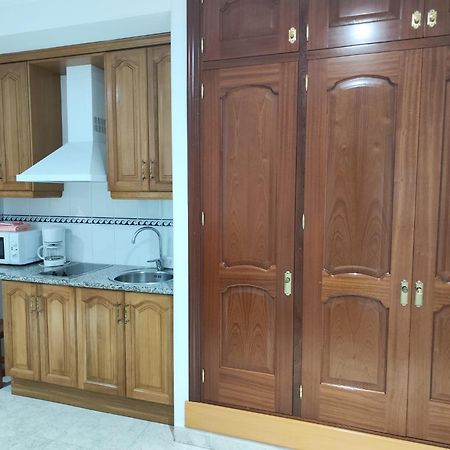 Apartamentos Leonor Carihuela ตอร์เรโมลิโนส ภายนอก รูปภาพ