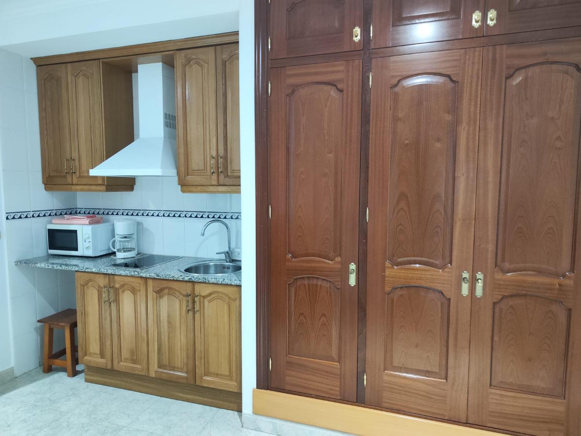 Apartamentos Leonor Carihuela ตอร์เรโมลิโนส ภายนอก รูปภาพ