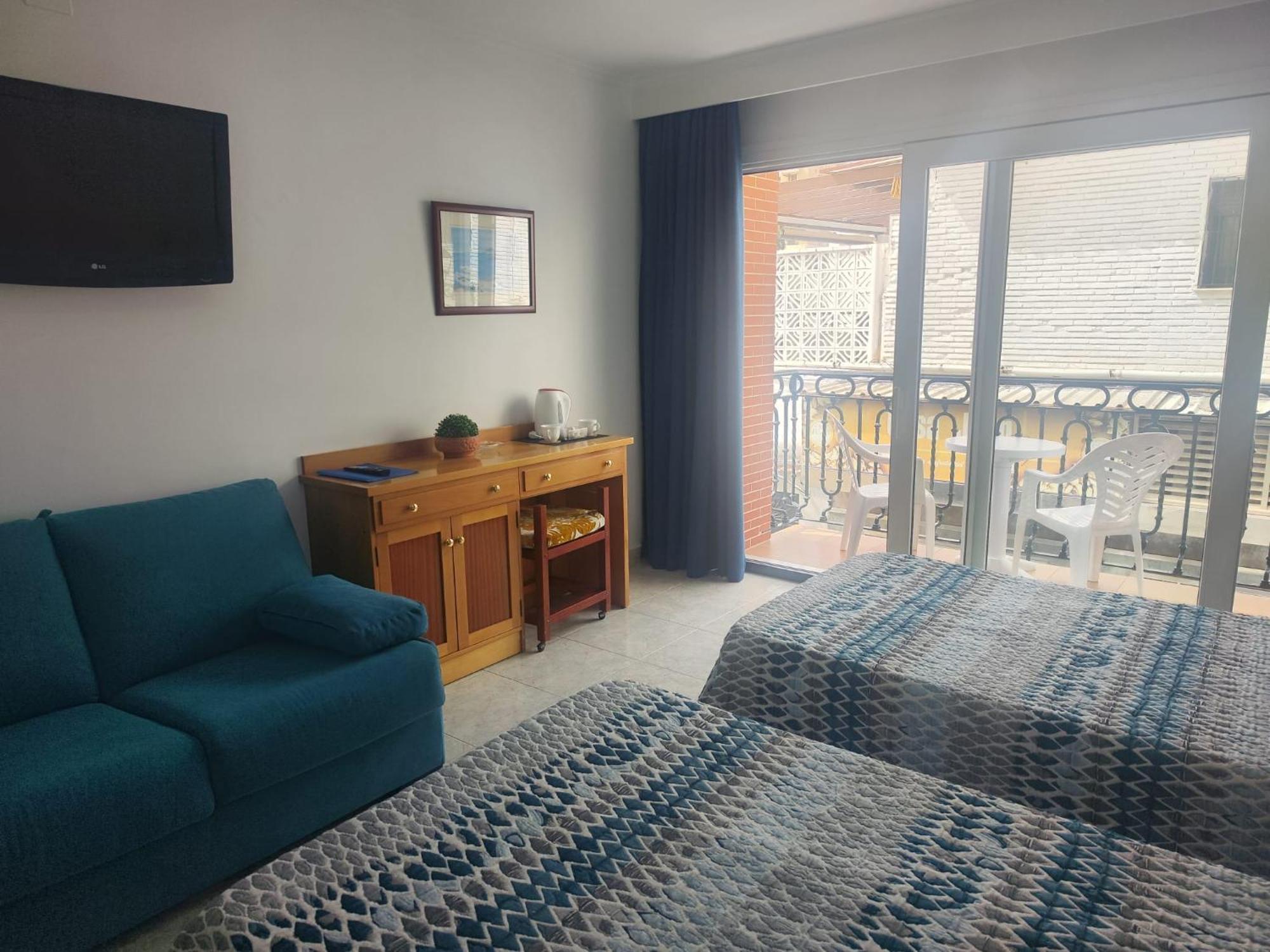 Apartamentos Leonor Carihuela ตอร์เรโมลิโนส ห้อง รูปภาพ